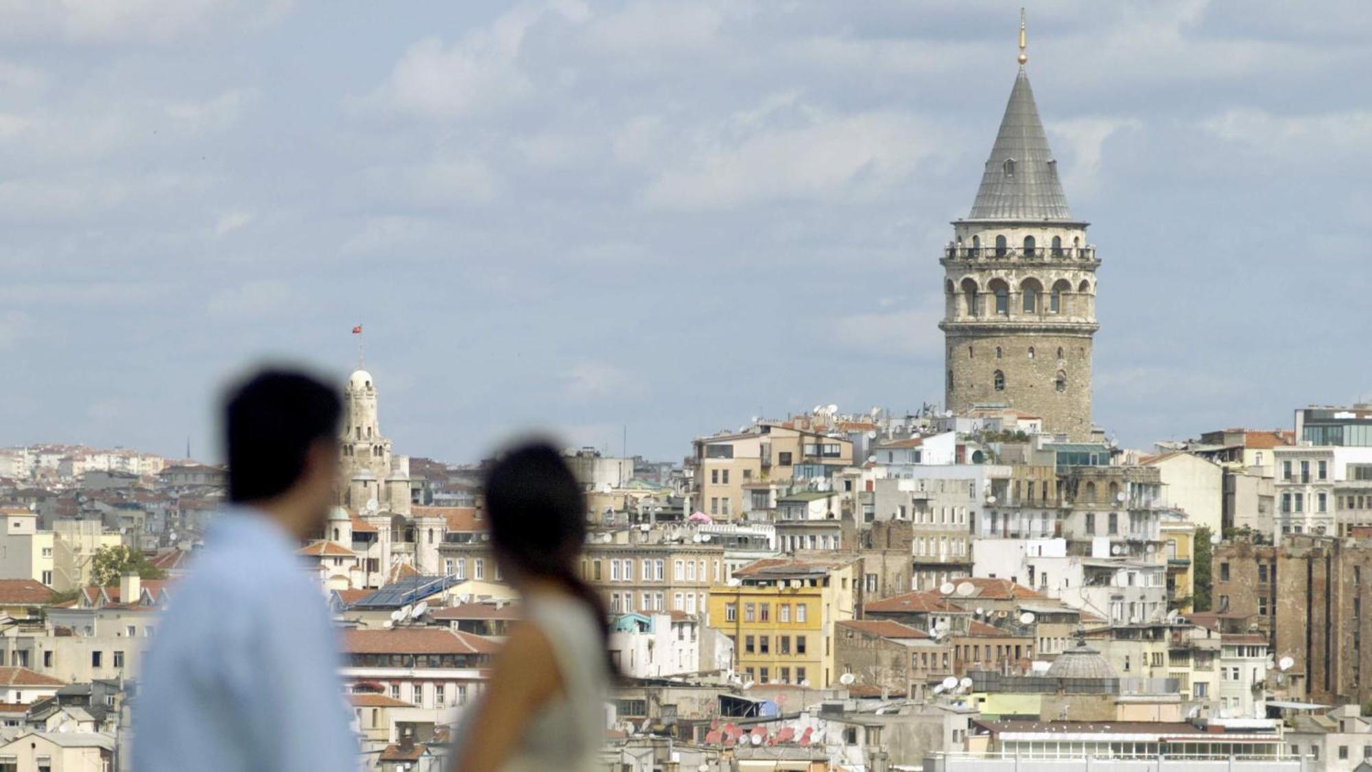 Intercontinental Istanbul By Ihg Hotel Luaran gambar Galata Tower